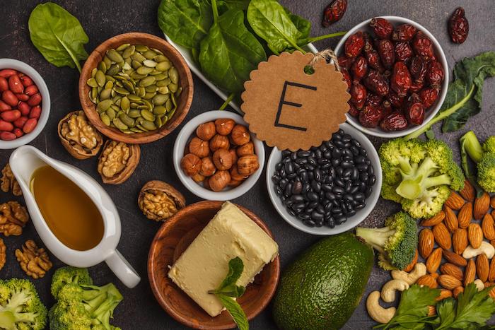 Vitamin E được xem là “thần dược” trong việc chống lão hóa cho da
