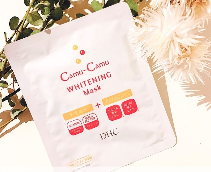 Mặt nạ DHC Camu-Camu Whitening Mask vừa dưỡng trắng vừa cải thiện tình trạng khô ráp cho da