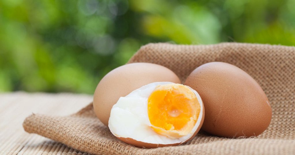 Viêm tai giữa có ăn được trứng không?