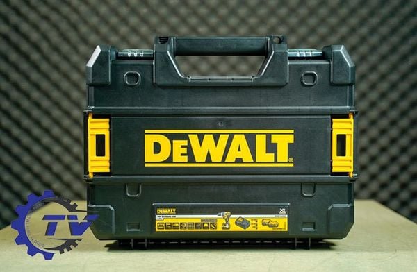 Máy khoan pin động lực Dewalt DCD996P2