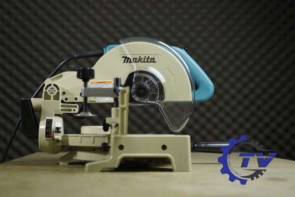 Máy cắt góc đa năng Makita LS1040