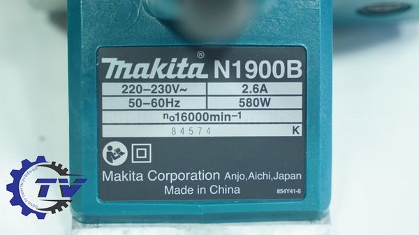 Máy bào chạy điện Makita N1900B