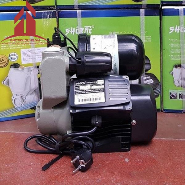 may-bom-nuoc-jlm-70-600a-den