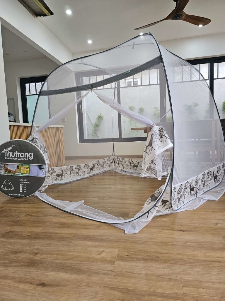 mùng chụp tự bung