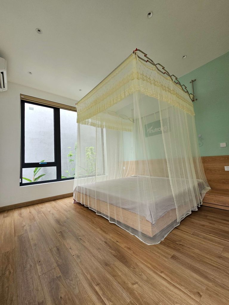 màn khung xếp gọn cao cấp