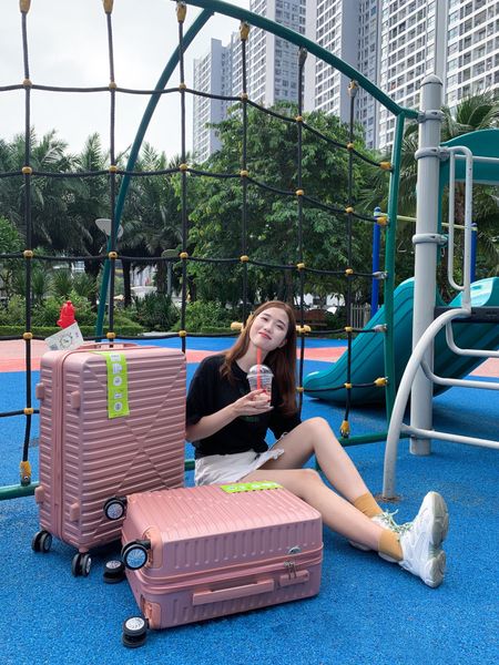 Vali Nhựa giá rẻ mùa Tết