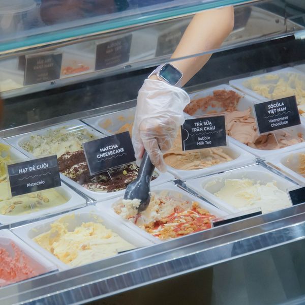 Những mẻ kem được phục vụ tại pop-up store của Bliss