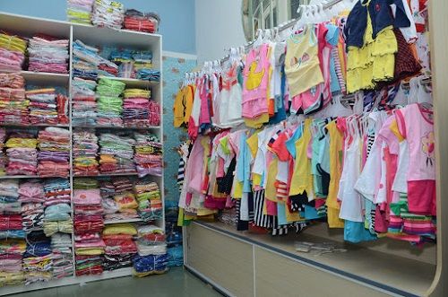 Cửa hàng quần áo trẻ em xuất khẩu.