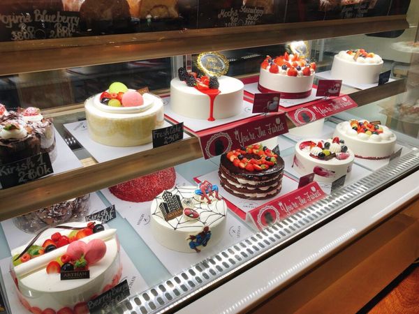 5 ý tưởng để trang trí cửa hàng bánh ngọt ấn tượng thu hút khách  Bếp Toàn  Cầu
