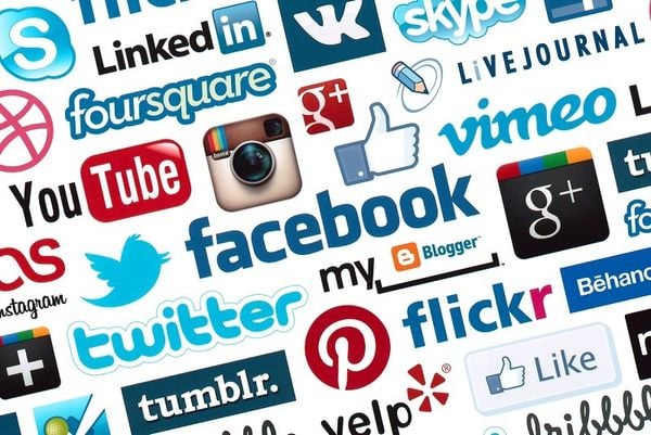 Social media là gì?
