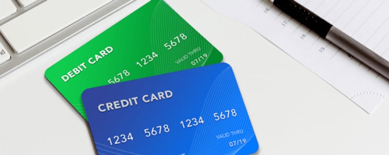 Thẻ ghi nợ là thẻ ngân hàng đang được sử dụng phổ biến hiện nay