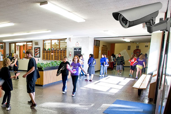 Có Nên Lắp Đặt Camera Cho Trường Học?