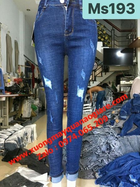 Xưởng chuyên sỉ quần jean nữ tại Hồ Chí Minh