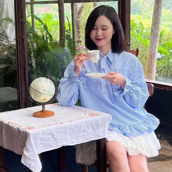 Giải Đáp Lý Do Vì Sao Cúc Áo Sơ Mi Nam Nữ Ngược Nhau