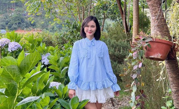 Tổng Hợp Các Mẫu Trang Phục Đính Nơ Dễ Thương Cho Nàng