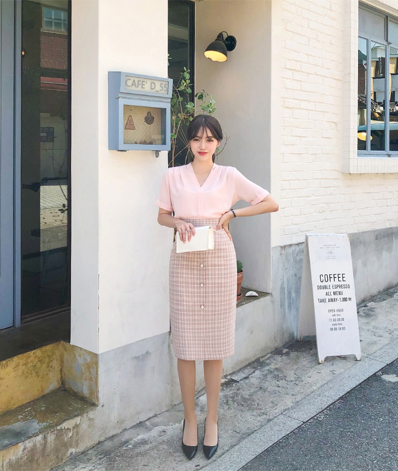 Chân váy công sở dài qua gối  xu hướng thời trang Hàn Quốc vừa đẹp vừa  sang  Moon Store