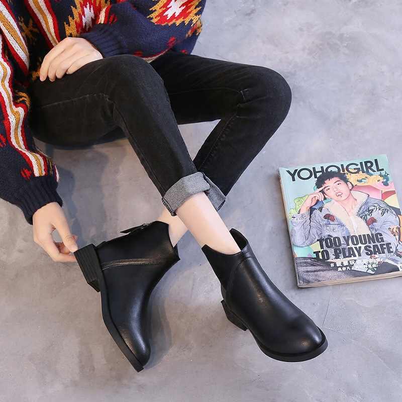 Trở thành Fashionista nhờ cách phối đồ với boot cổ ngắn