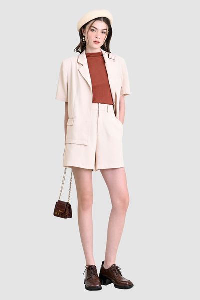 Phong cách và Cá tính với cách mix đồ Áo vest nữ dài qua mông với quần  legging da 😍😃 #ShopThoiTrangThuy... - Shop Áo Vest Nữ - Áo Khoác Nữ - Thời