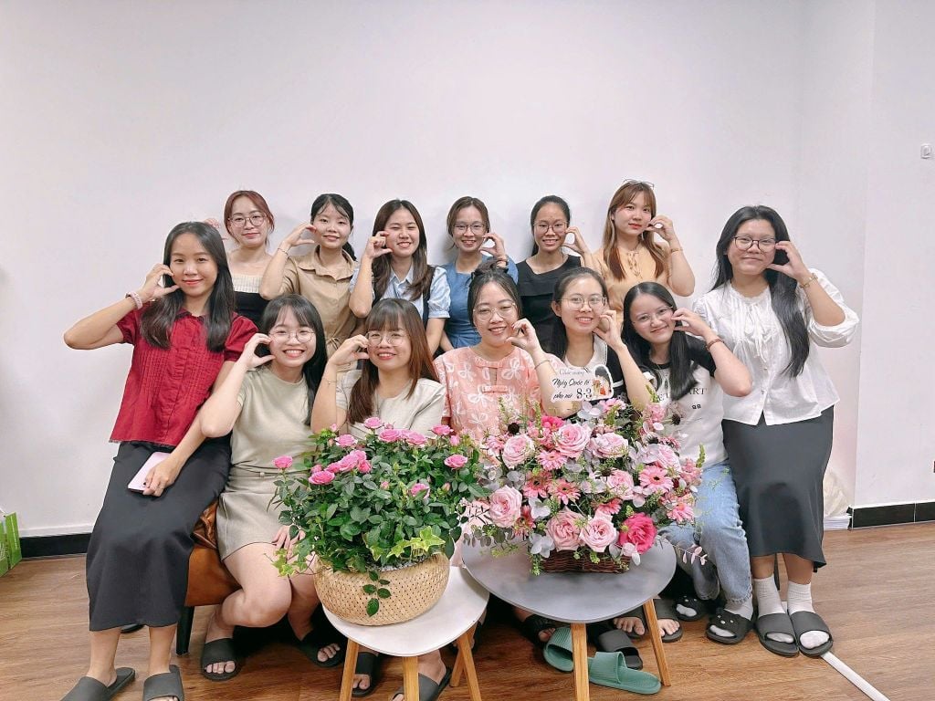 Chúc Mừng Ngày Quốc Tế Phụ Nữ 8/3