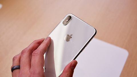 Trên tay, đánh giá nhanh iPhone XS: Sức mạnh từ bên trong