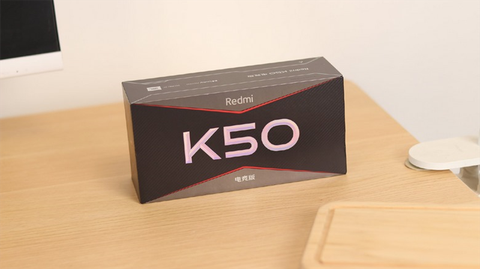 Trên tay Redmi K50 Gaming: Chip xử lý Snapdragon 8 Gen 1, màn hình OLED 6.67 inch, tần số quét 120Hz, sạc nhanh 120W!