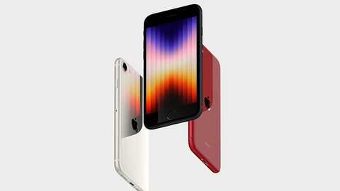 iPhone SE 2022 ra mắt: thiết kế cũ, vi xử lý A15 Bionic, giá từ 429 USD