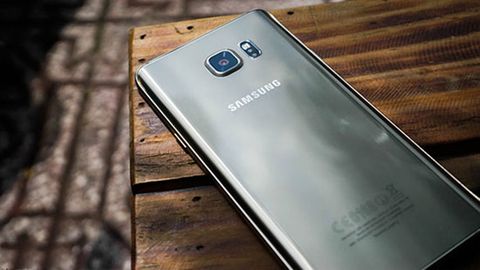 Galaxy Note 5 ra mắt đã lâu nhưng vẫn có những ưu điểm để trở thành những sản phẩm đáng mua ở thời điểm hiện tại.
