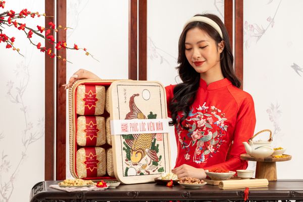 qua-tet-hoa-thom-co-la-2025