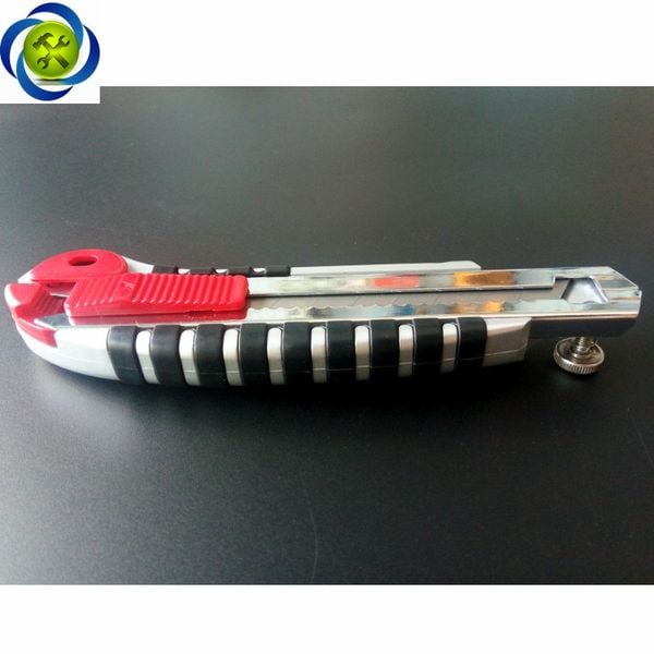 SỰ RA ĐỜI CỦA DAO BẺ LƯỠI, DAO RỌC GIẤY