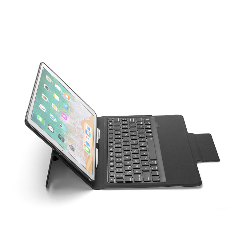 Bàn phím Bluetooth có đèn kèm bao da slim và khay đựng bút pencil cho iPad 10.2 2019 P102(Màu đen