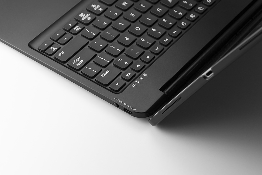 Bàn phím Bluetooth cho iPad Pro 12.9 2018 có touchpad, khe đựng bút Aturos F17