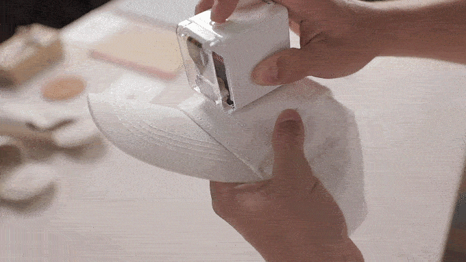 Máy in màu mini cầm tay di động nhỏ nhất thế giới PrinCube
