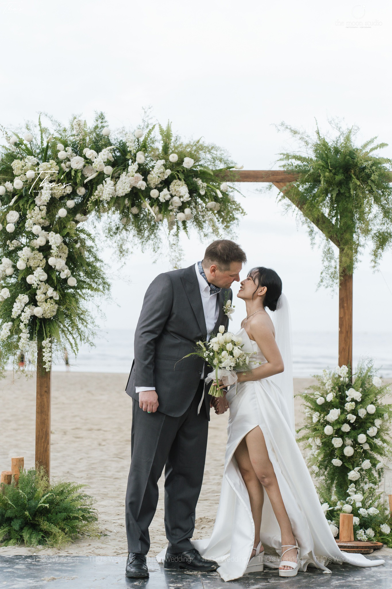 Beach Wedding Da Nang