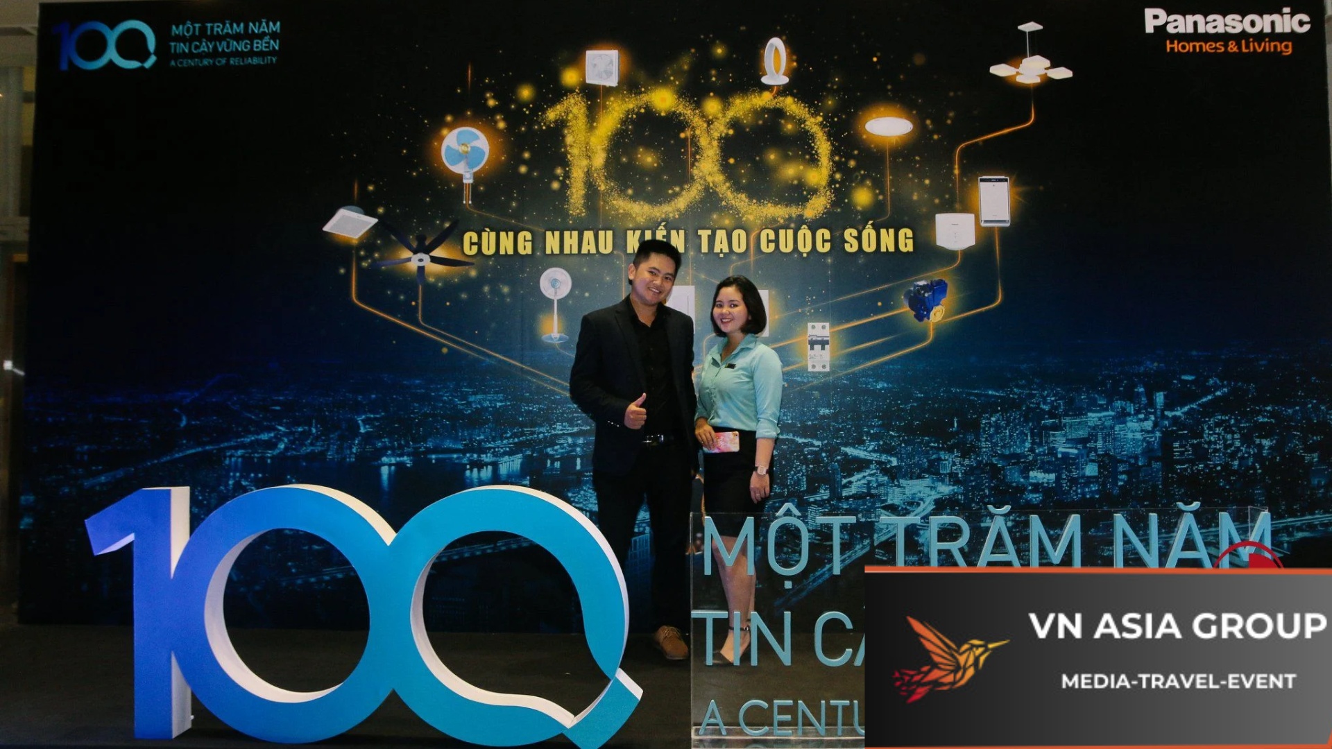 VN ASIA GROUP: Thi Công Photobooth Chuyên Nghiệp Cho Mọi Sự Kiện