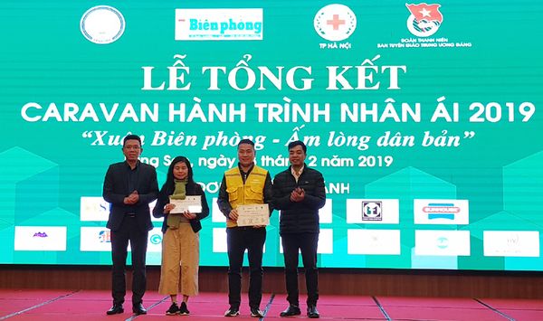 Đèn An Phước đồng hành cùng Caravan – Hành trình nhân ái 2019