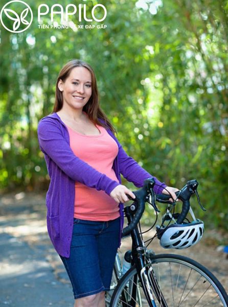 N&ecirc;n hay kh&ocirc;ng n&ecirc;n đạp xe thể dục trong thời kỳ mang thai?