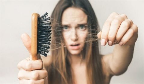 Lưu lại ngay 4 cách ngăn rụng tóc cực hiệu quả vào mùa đông