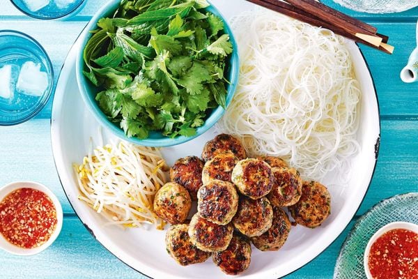 10 món ăn Việt Nam nổi tiếng trên thế giới - Én Restaurant