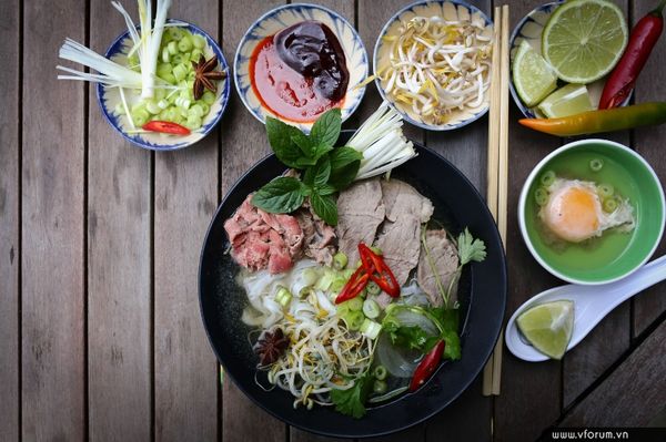 10 món ăn Việt Nam nổi tiếng trên thế giới - Én Restaurant