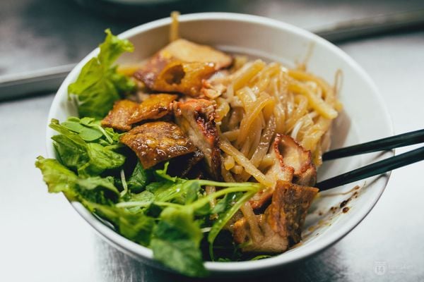 10 món ăn Việt Nam nổi tiếng trên thế giới - Én Restaurant