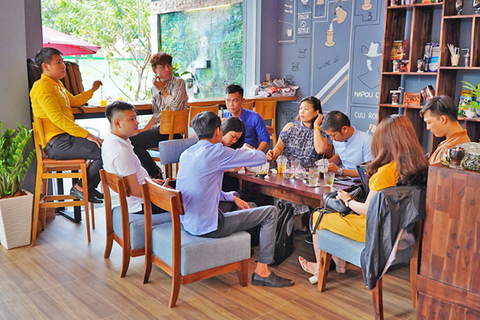 5 kinh nghiệm mở quán cafe “đắt giá” từ đàn anh Coffee House