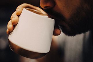 Cách thưởng thức cafe nguyên chất thời thượng!