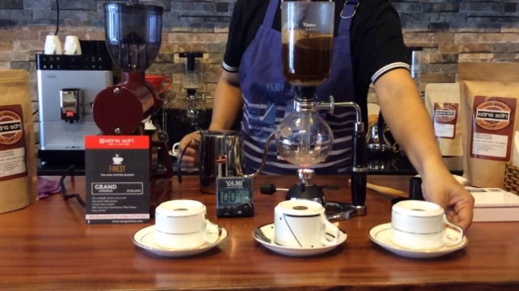 Hướng dẫn pha cà phê Robusta bằng bình Syphon ngon đúng chuẩn!