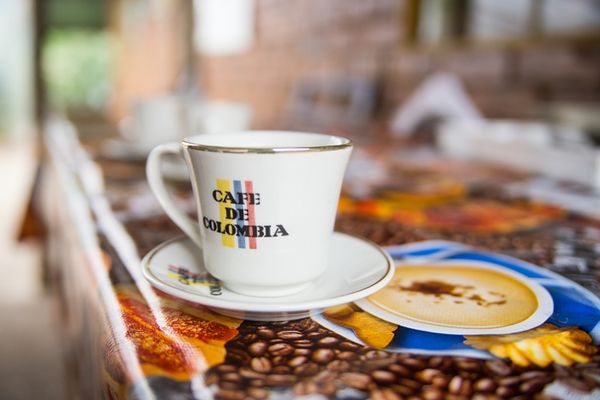 Khám phá phong cách uống cà phê nguyên chất độc đáo của các quốc gia trên thế giới