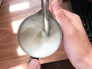 Pha Chế Cơ Bản - Kỹ Thuật Đánh Sữa