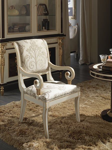 Ghế ăn cổ điển có tay Belgravia