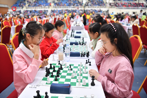 recap-giga-gift-tu-hao-dong-hanh-cung-1700-vdv-tai-giai-co-vua-hoc-sinh_1