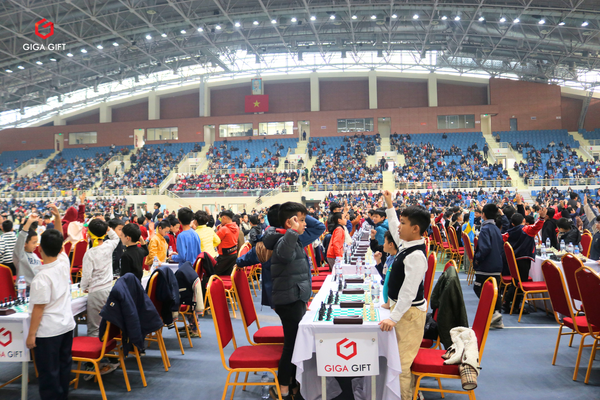 recap-giga-gift-tu-hao-dong-hanh-cung-1700-vdv-tai-giai-co-vua-hoc-sinh_1