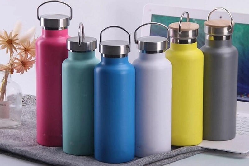 Quà tặng nội địa có giá thành cạnh tranh hơn, phù hợp ngân sách của nhiều công ty