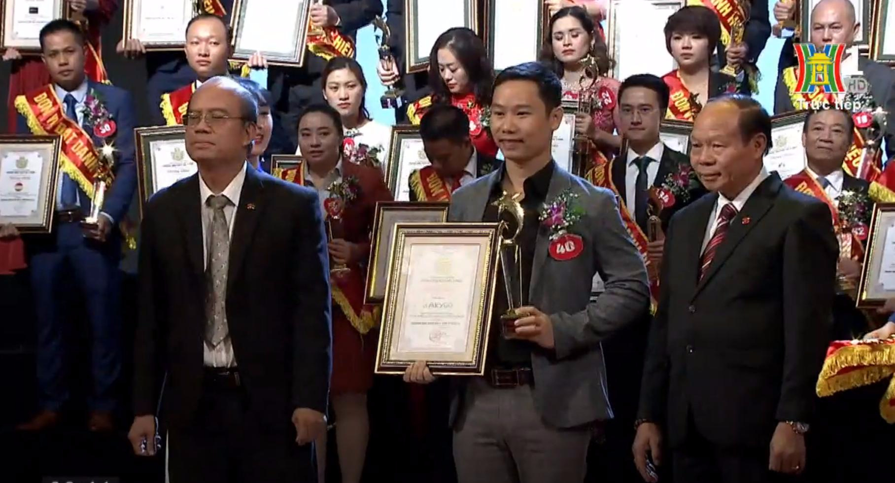 BIGSIZE AKYOO VINH DỰ NHẬN GIẢI “TOP 50 THƯƠNG HIỆU XUẤT SẮC 3 MIỀN NĂM 2018”
